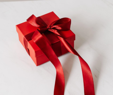 Enhance Your Christmas With Beautiful Tree Skirts