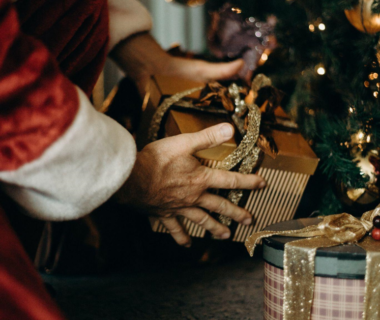 Discover the Magic of Pre-Lit Christmas Trees