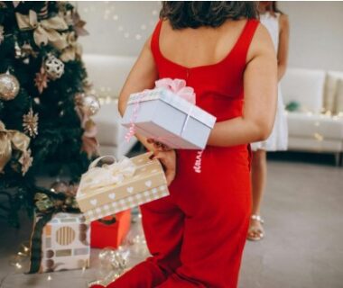 Create Memories That Shine with Ornaments